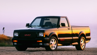 Illustration for article titled The Ten Greatest Cars That Make No Sense At All
